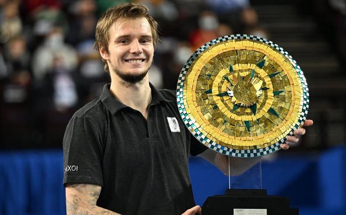 通过本场比 通过本场比