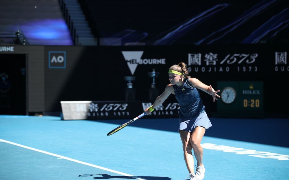 参赛的两位 参赛的两位