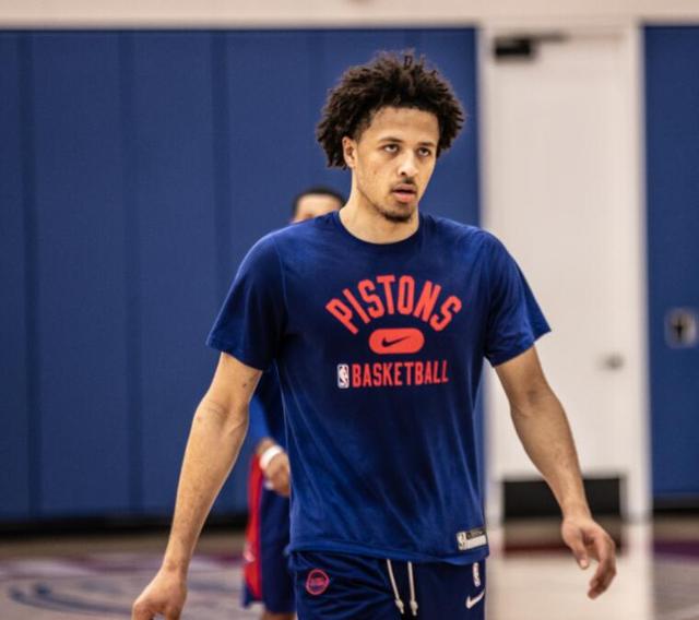 通过这种深 通过这种深