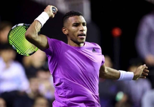 他不仅在进 他不仅在进