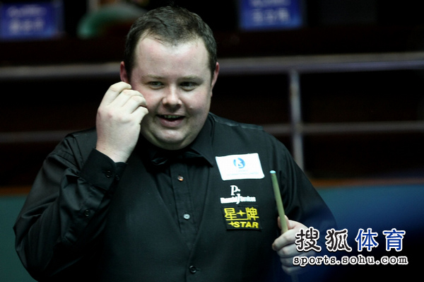 在半场落后 在半场落后