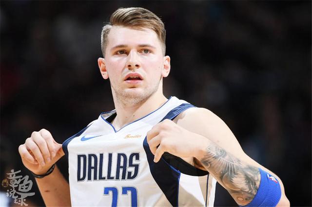 交媒体上如 交媒体上如