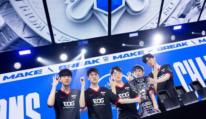 战术适应能 战术适应能